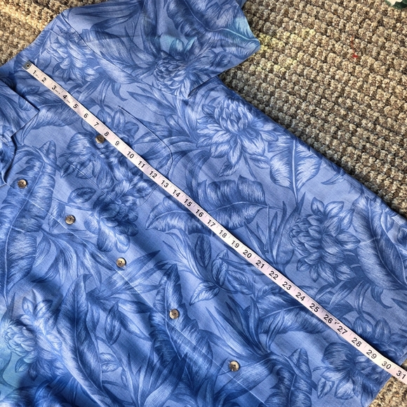 44) TOMMY BAHAMA Silk Tropical Button-up Sz. XL - Picture 8 of 8
